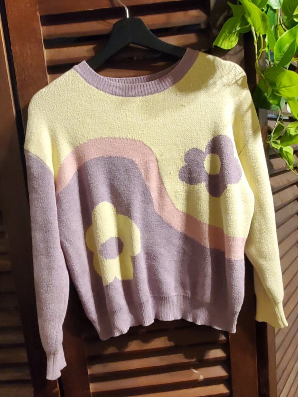 Floral Colorblock Sweater Size L